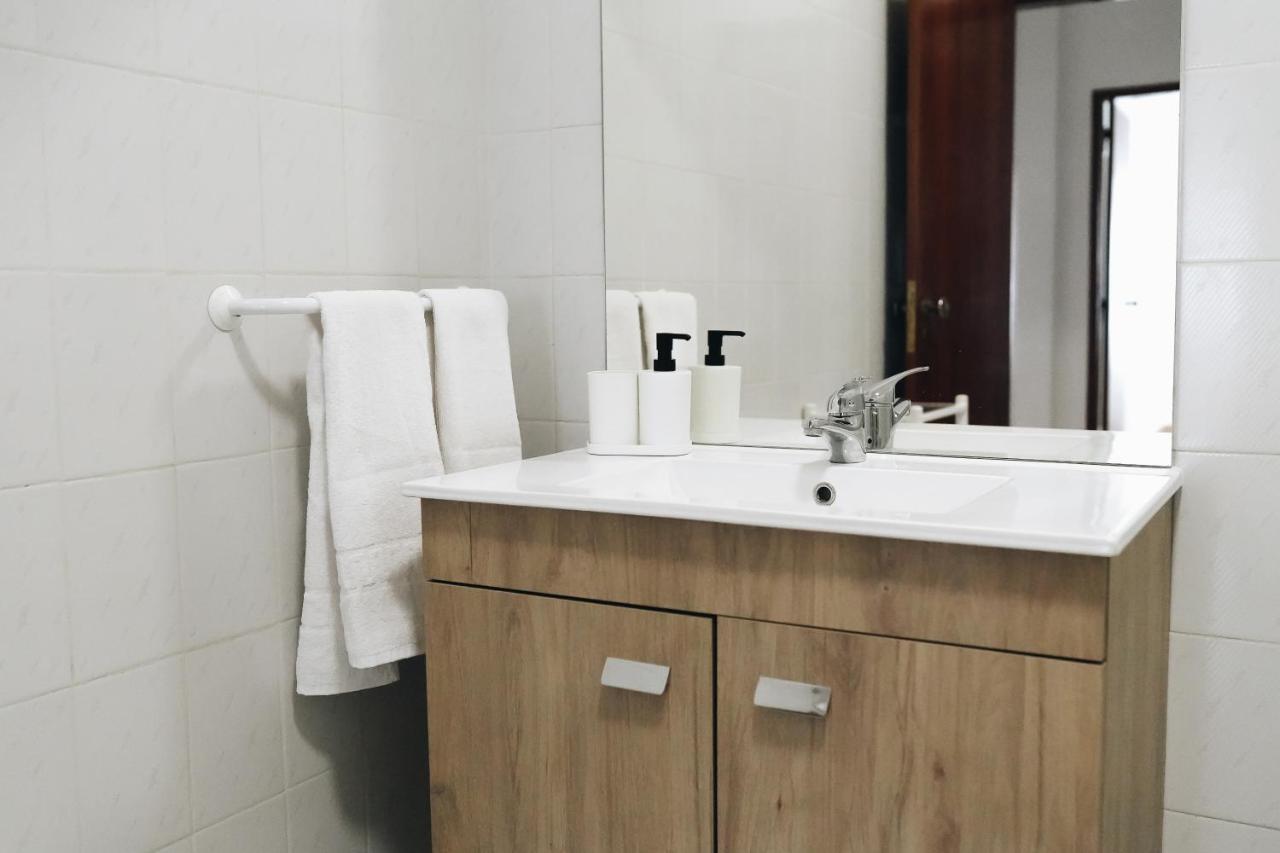Host Wise - Sweet & Sunny Flat - Ace Location Apartment กัวเตย์รา ภายนอก รูปภาพ