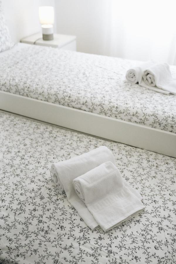 Host Wise - Sweet & Sunny Flat - Ace Location Apartment กัวเตย์รา ภายนอก รูปภาพ